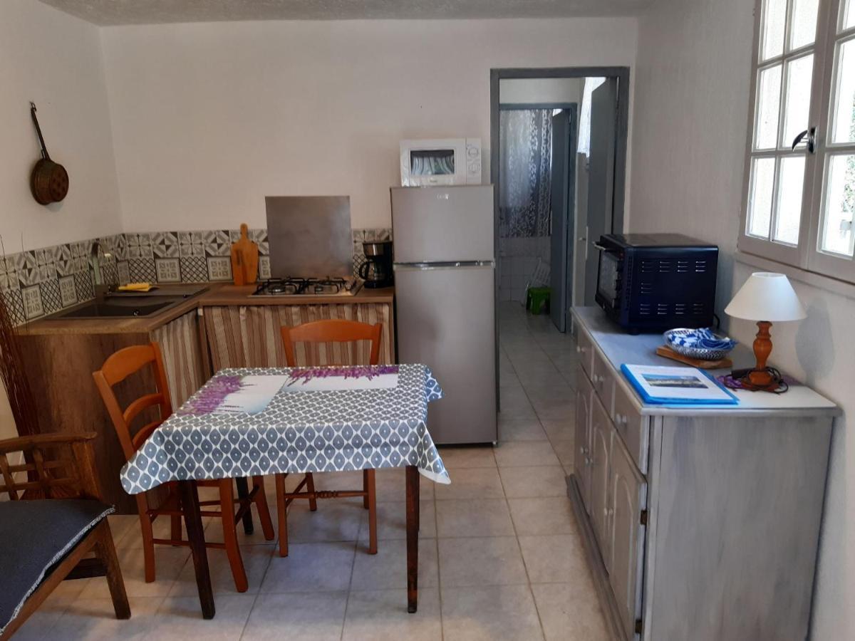 La Ferme De Manon Apartment Montferrat  Exterior photo